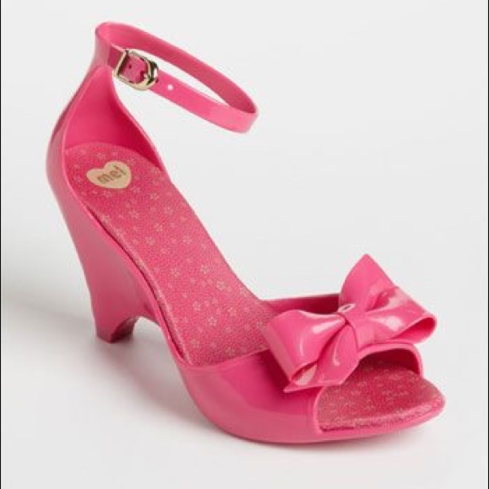 Light pink Melissa Apple Jelly Sandals